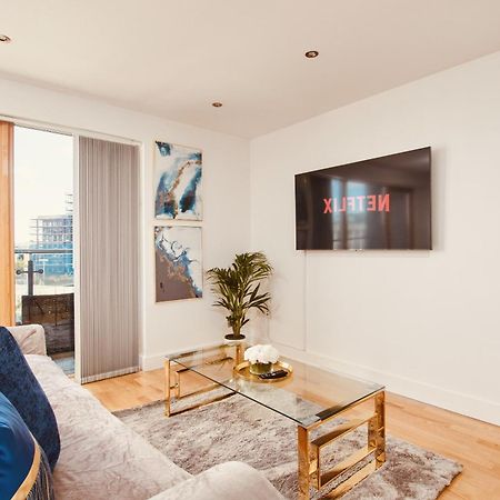 King Deluxe City Apt Large Space& Free Parking! No Balcony Leeds  Ngoại thất bức ảnh